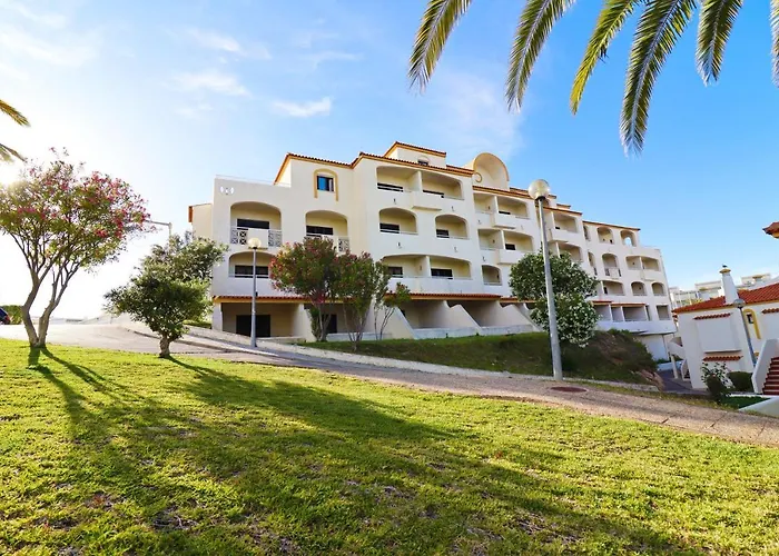 Bellavista Jardim By Beguest מלון דירות אלבופיירה